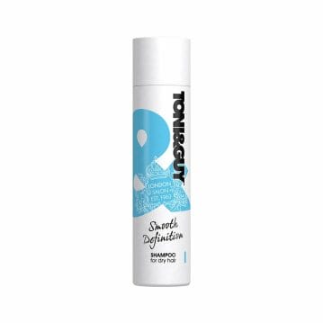Toni & Guy Shampoo -pipo style. It replenishes hydration in your hair and cleanses your hair gently making it feel soft and smooth. Using this shampoo with Toni & Guy Conditioner will get you the best results for dry hair.


<h3 srcset=