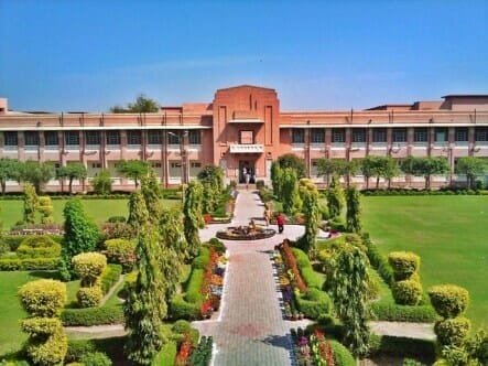 Fatima Jinnah Medical University-PIP